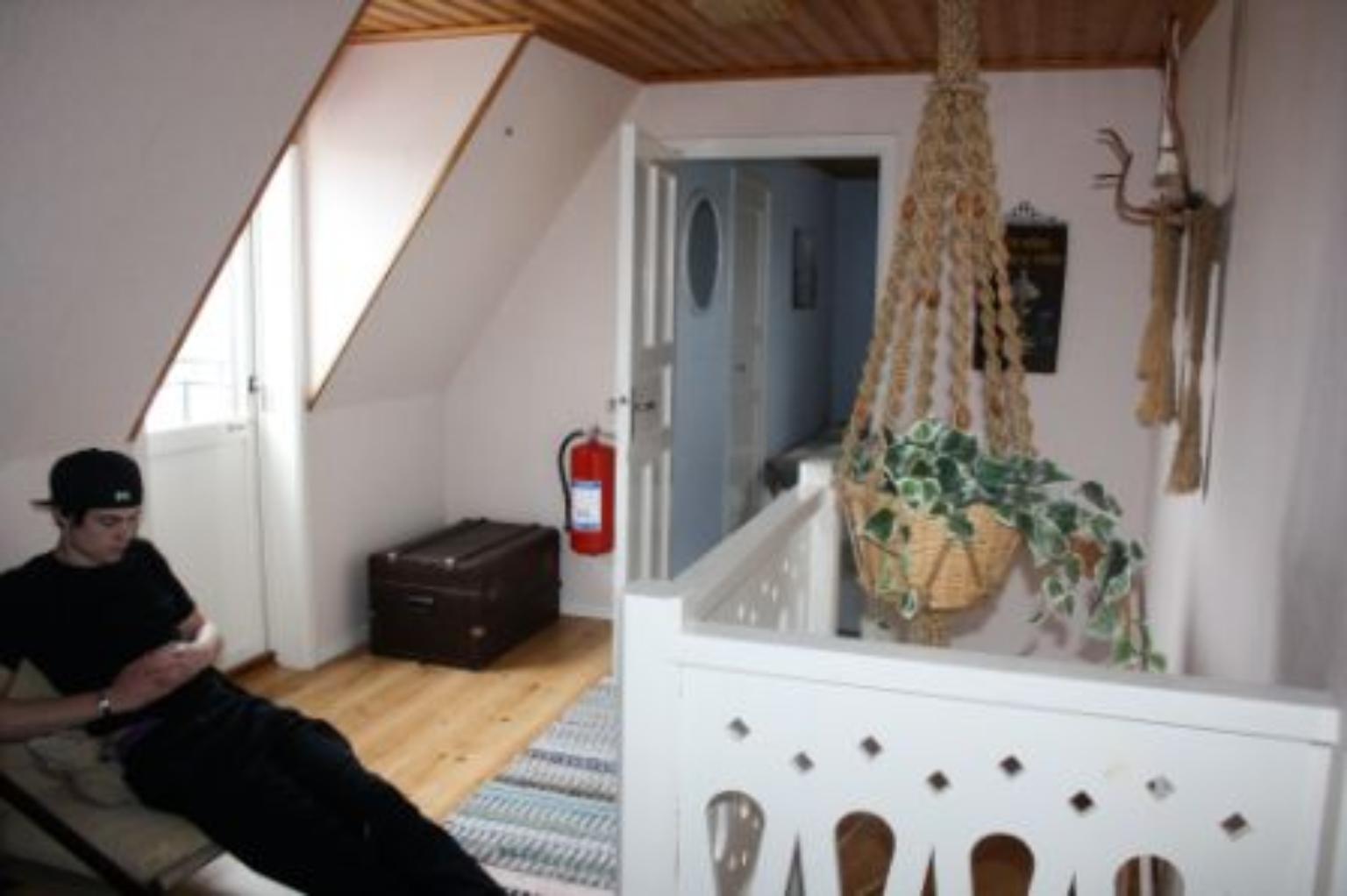 Härligt beläget fritidshus vid sjön KOGAREN – bild 9 av 9