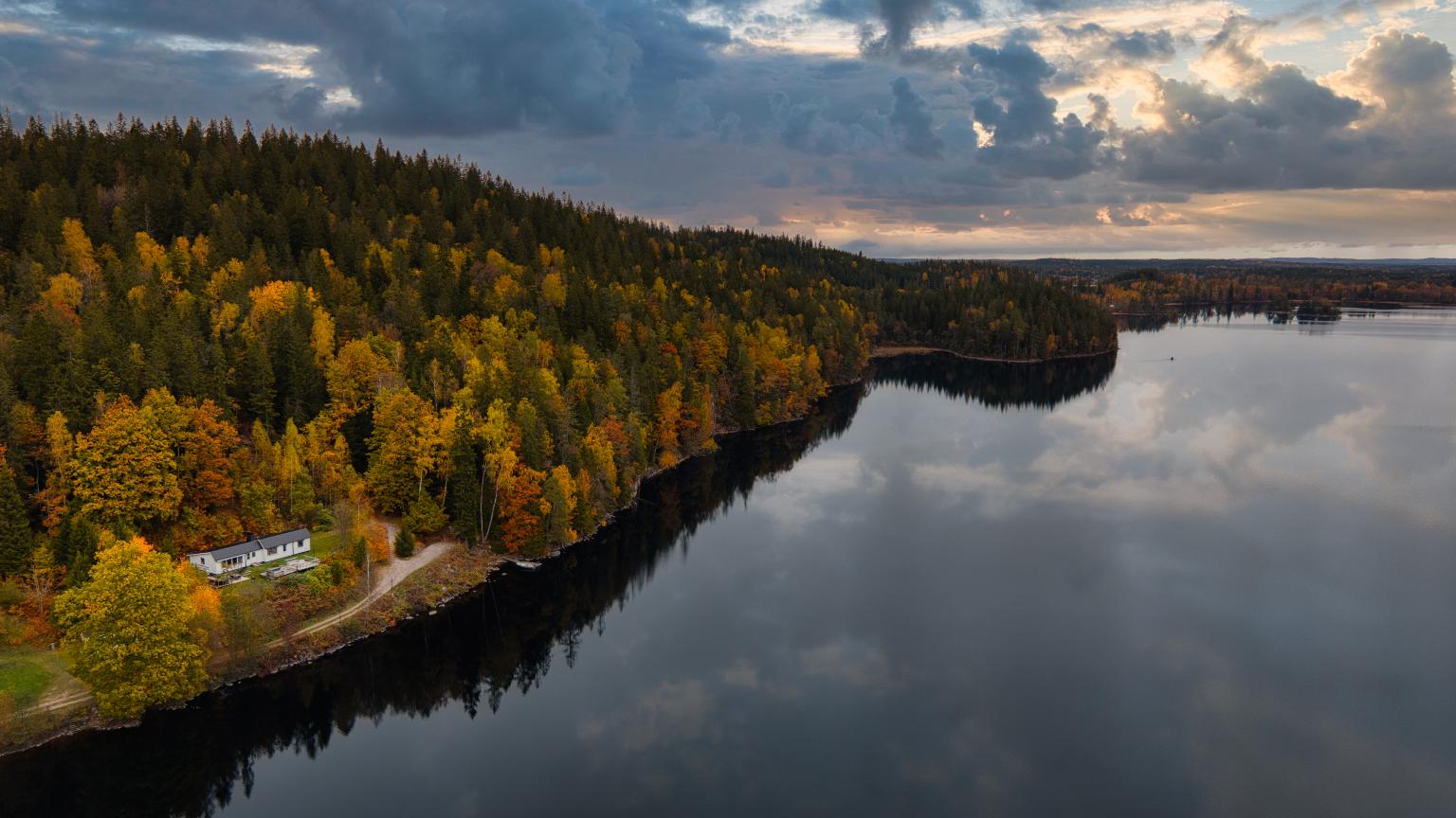 Fritidshus med bästa läget vid sjön LYSJÖN