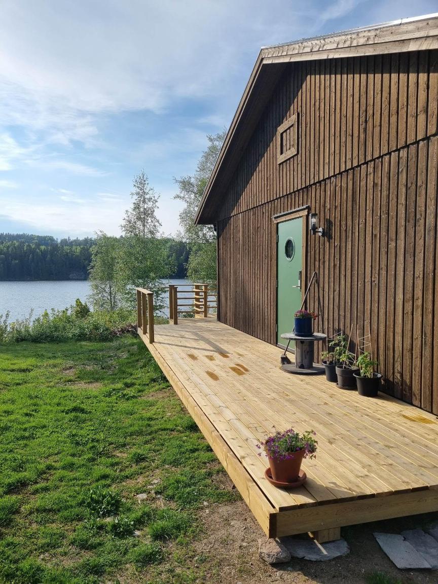 Nybyggt fritidshus vid sjön Eldan – bild 5 av 12
